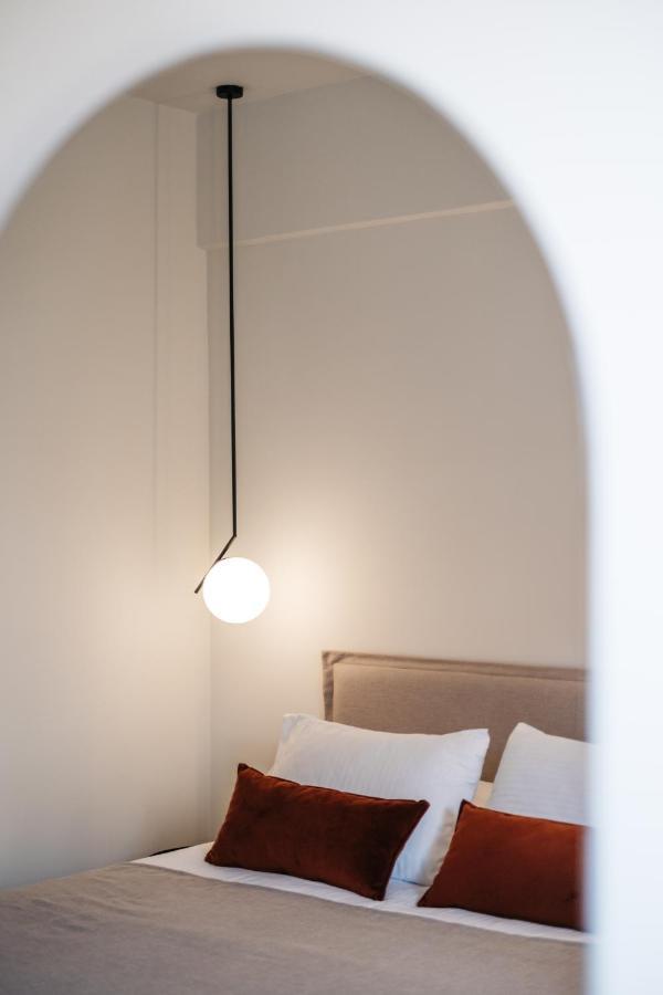 The City Hotel & Suites (Adults Only) Ретимно Екстериор снимка