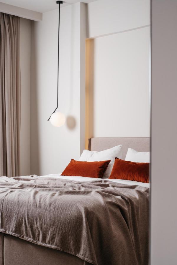 The City Hotel & Suites (Adults Only) Ретимно Екстериор снимка